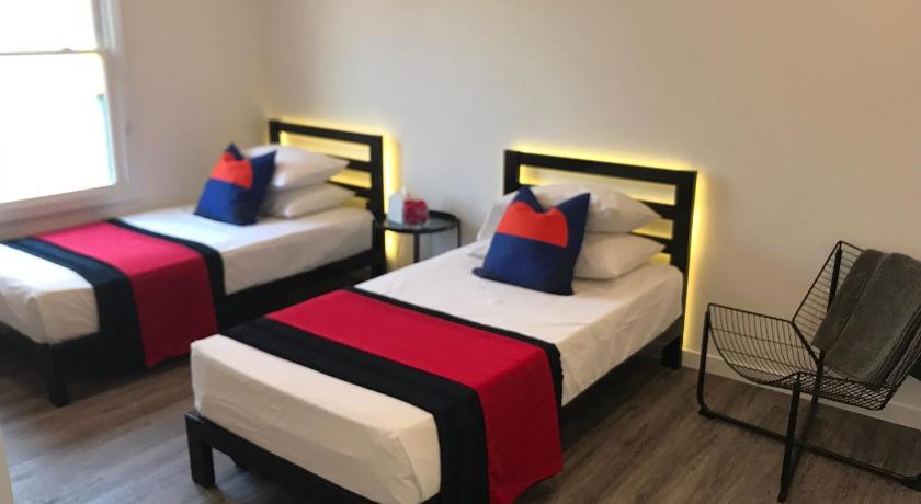 纽瓦克 (NJ) Modern GuestHouse Ironbound Newark with KITCHEN-FastTrainToNYC-OneStopToAirport 住宿 套房