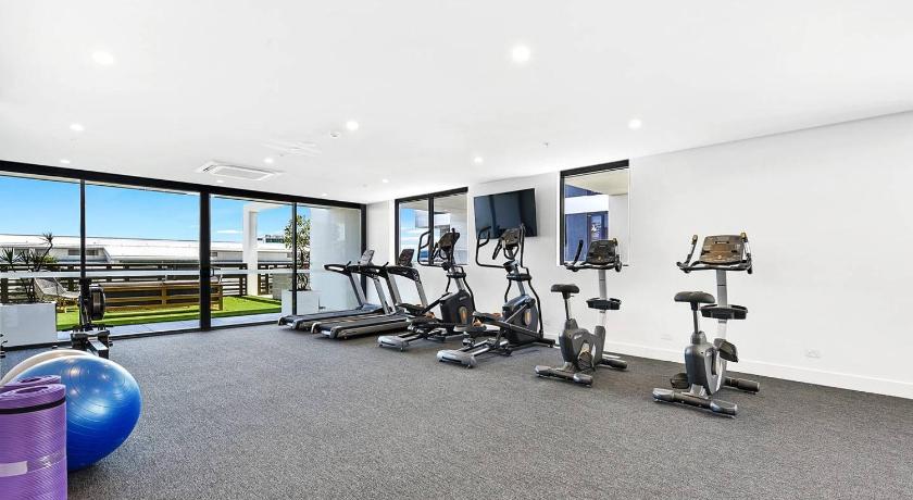 Qube Broadbeach Ocean View Apartments photo
