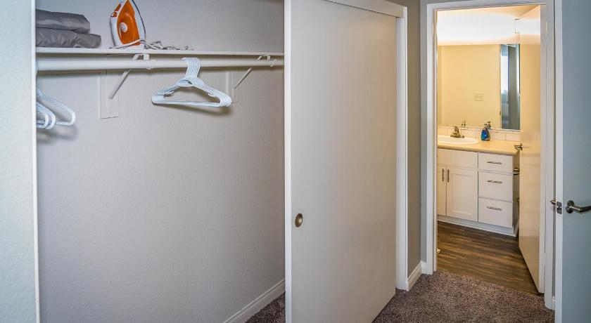 Jbs Suites Walk To Gaslamp With Free Parking San Diego Ca