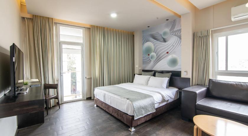 27Montefiore - Urban ApartHotel TLV - image 14