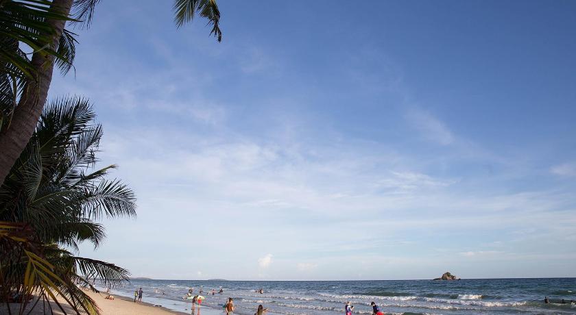 Grandbeach Condo Sea view by malai photo