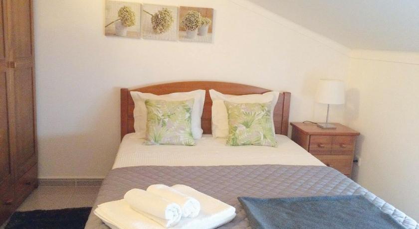 Casa BeijoMar — Hotel in Nazare