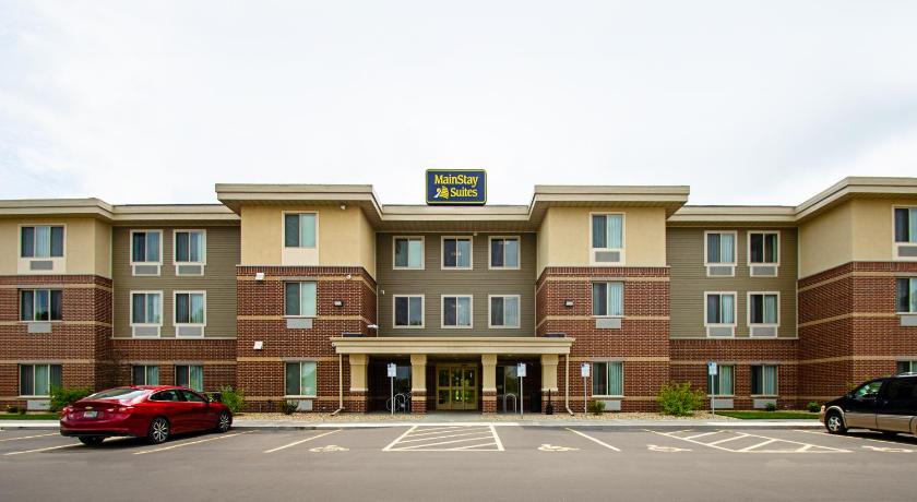 MainStay Suites Extended Stay Hotel Madison East