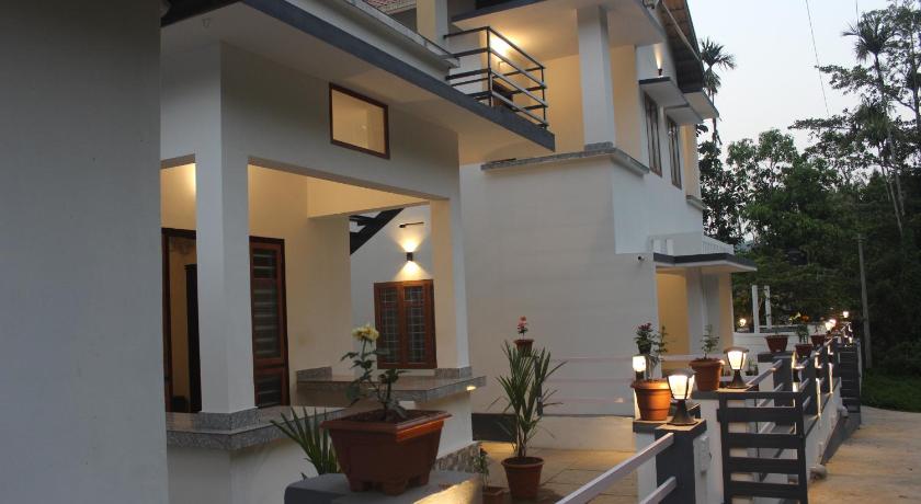Zavon Holiday Home — Hotel in Vaduvanchal