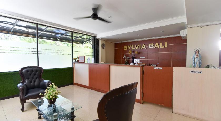 Sylvia Bali Suite Residence photo