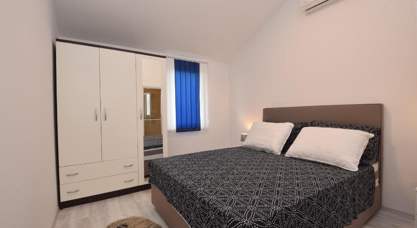 Modern Seaview Apartments With A Terrace And Private Parking Apartments Zdrijac Xi Nin Ab 40 Agoda Com