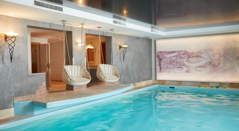 Familienparadies Sporthotel Achensee - FAMILIES ONLY photo