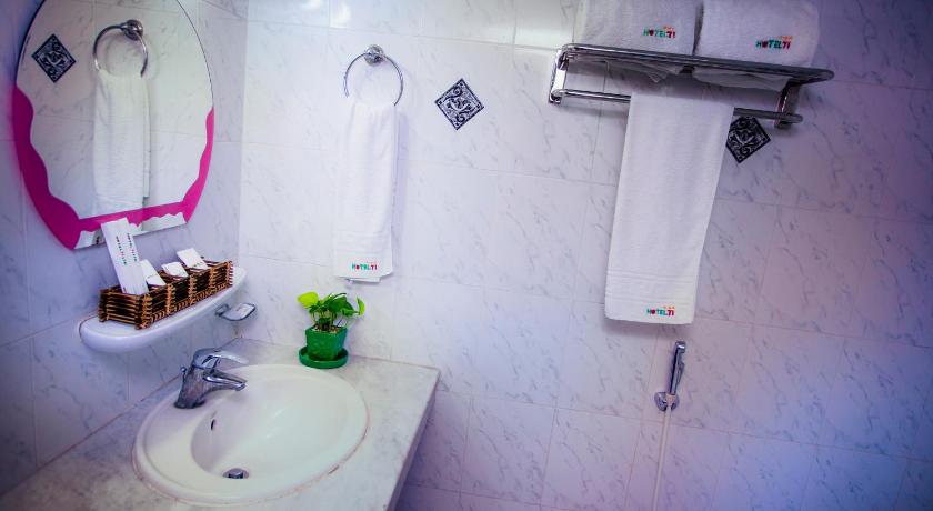 Foto Kamar Royal Suite (Royal Suite Room) 16