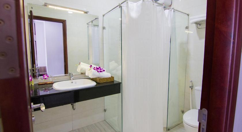 Image of Suite with City View 2