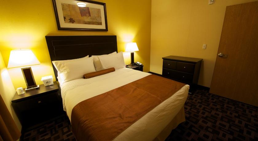 Days Inn & Suites by Wyndham Winnipeg Airport Manitoba