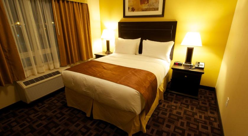 Days Inn & Suites by Wyndham Winnipeg Airport Manitoba