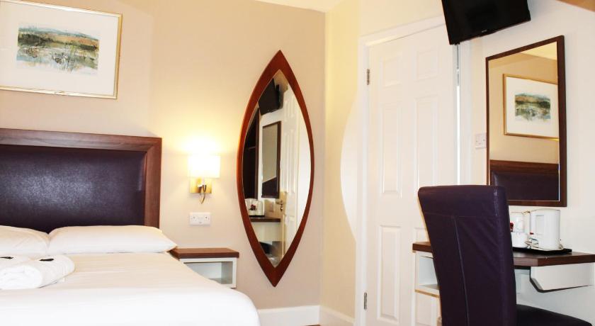 Image of Quadruple Room 13