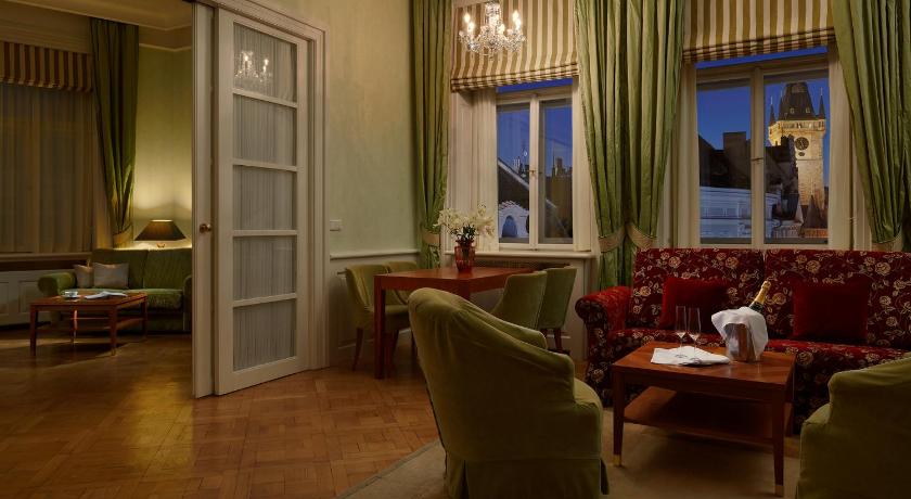 Image of Suite with Old Town Square View 7