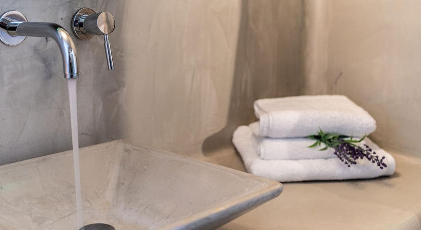 Astrea Suites Feggaropetra Cave House photo