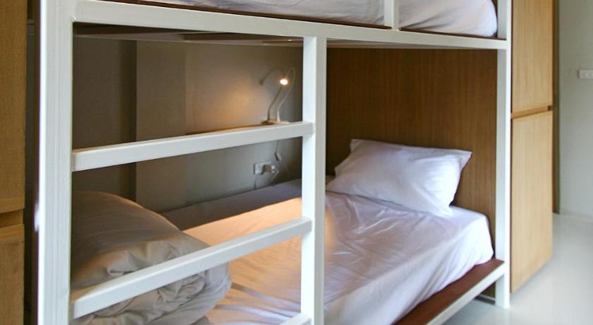 Image of Single Bed in 8-Bed Dormitory Room 4