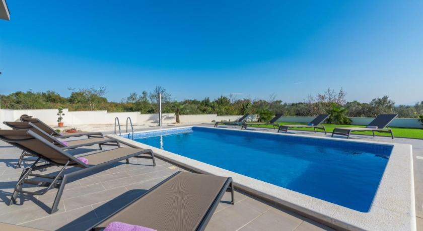 Villa Wonderview photo