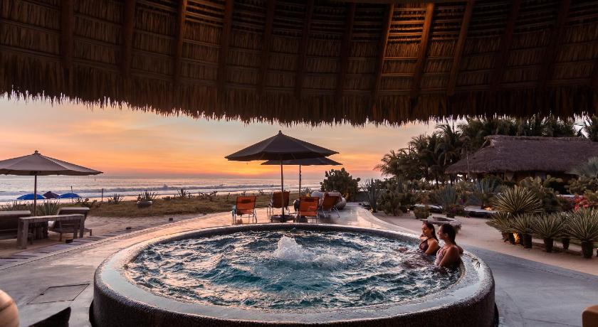 Samora Luxury Resort photo