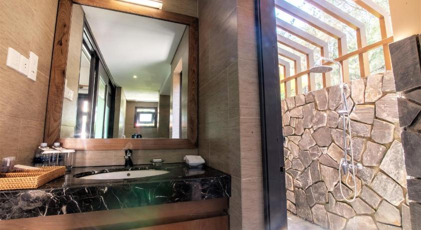 Image of Garden View Family Bungalow 14