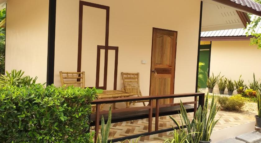 Image of Queen Room With Balcony 13
