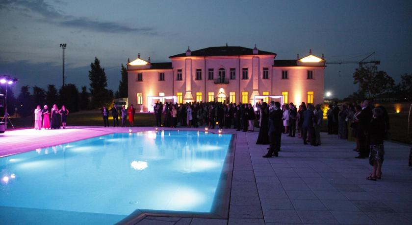 Villa Cornaro Tourist Suites photo