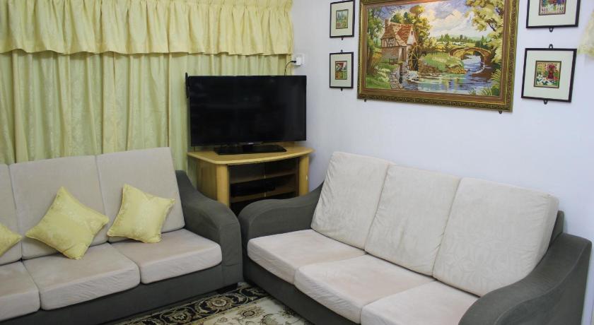 Macallum Budget Muslim Homestay — Hotel in Penang
