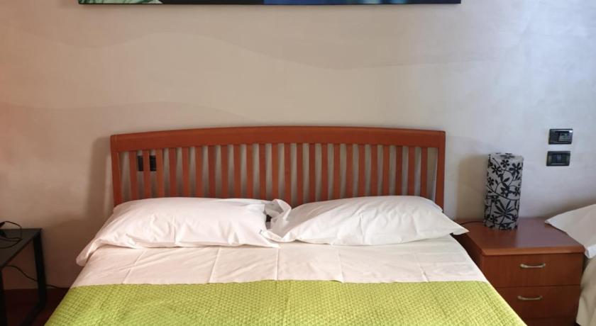 Caravaggio Apartments photo