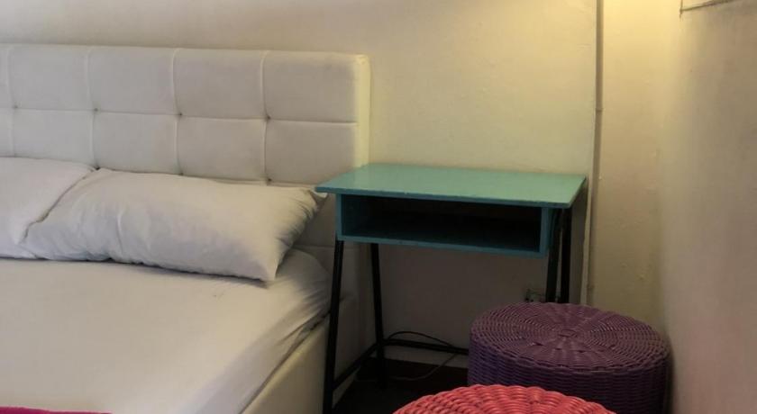 Image of Standard Queen Room 0