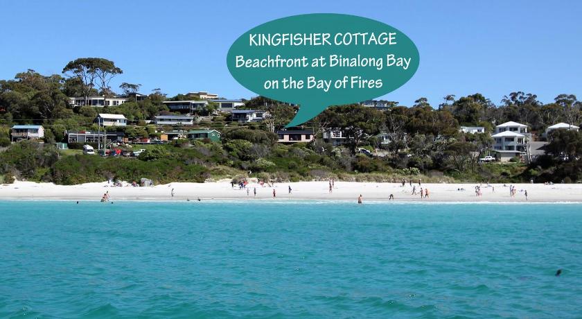 KINGFISHER COTTAGE Beachfront at the Binalong Bay photo