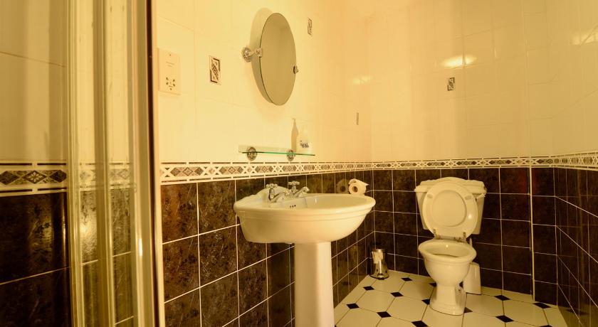 Oakfield B&B photo