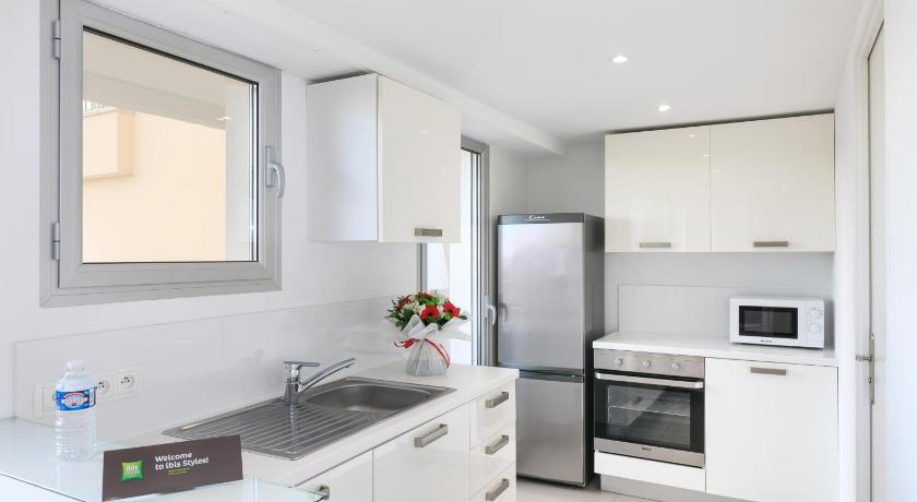 Image of Apartment with Terrace 7