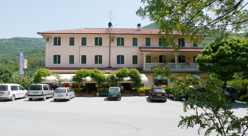 Albergo Ristorante Sterlina