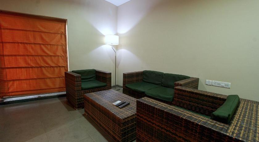 Image of IBIS Suite 9