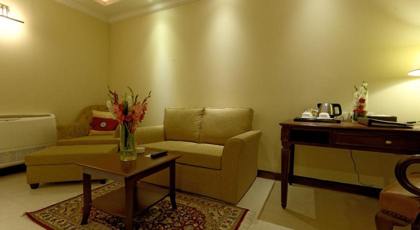 Image of Junior Suite 6