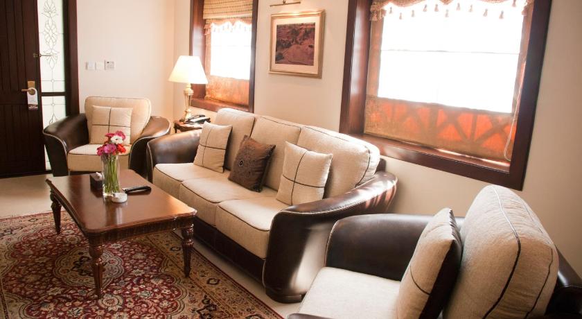 Image of Royal Suite 6