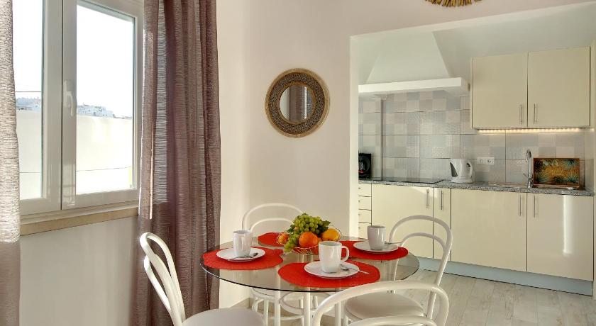 Image of One-Bedroom Apartment (4 Adults) 9
