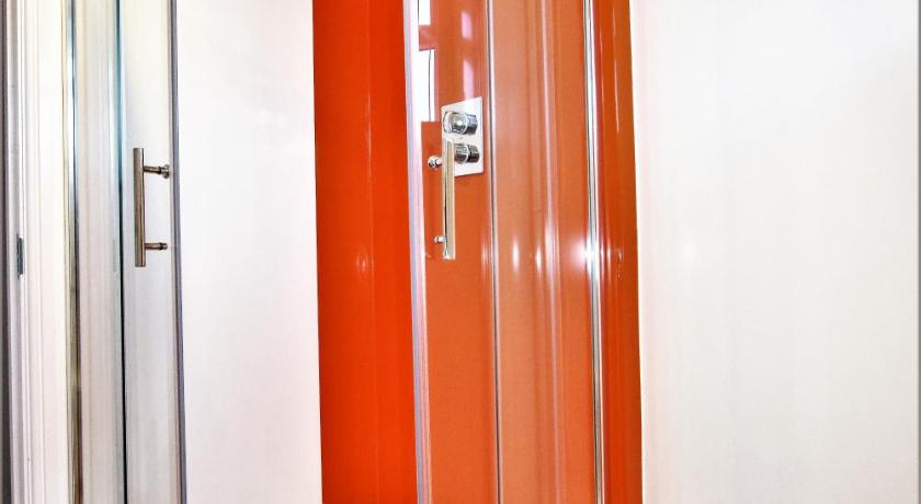 Brunel Loft Apartments - YA photo