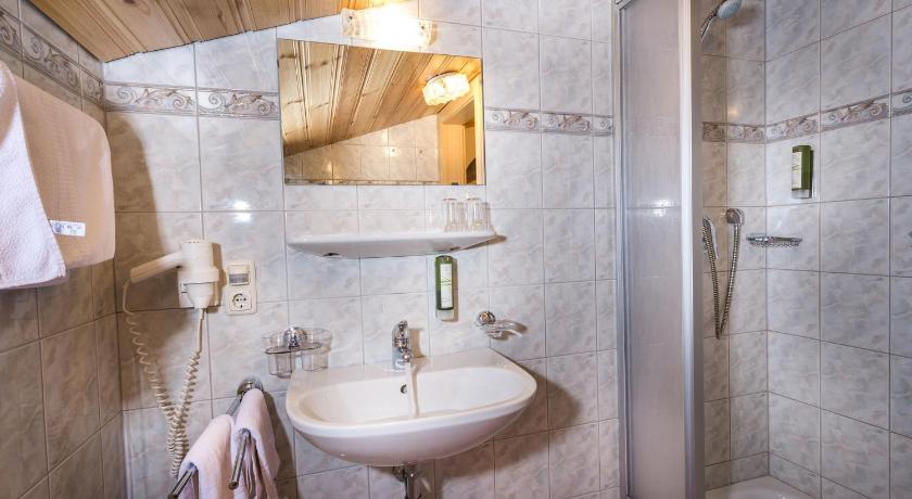 Image of One-Bedroom Apartment with Balcony - Annex 2