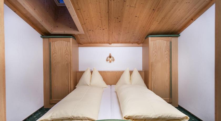 Image of Two-Bedroom Apartment with Balcony - Annex 4