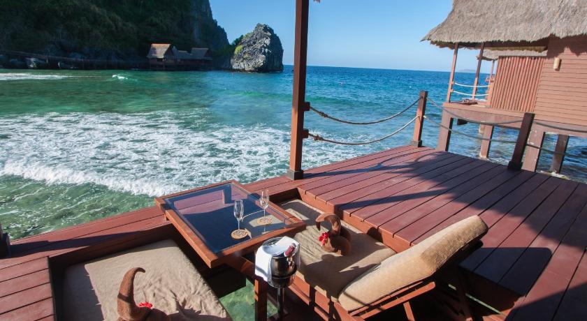 Image of Water Villa 12