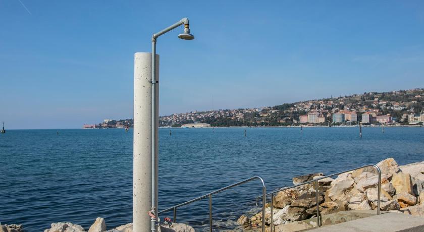 Floating Sea House Principessa photo
