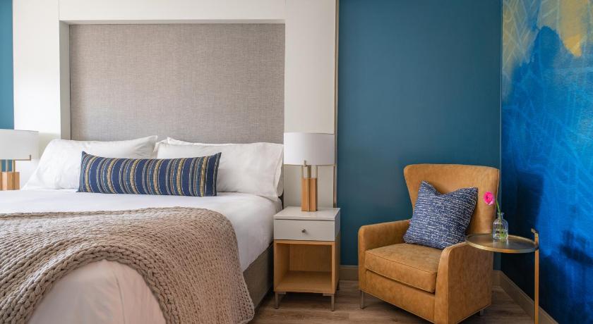 Harvard Square Hotel photo