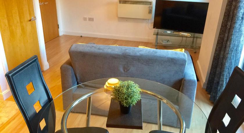 Empire Serviced Apartments