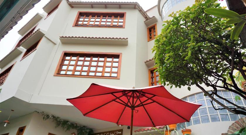 Hostal Macaw photo