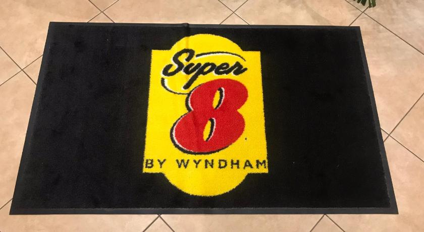 Super 8 By Wyndham Carson City