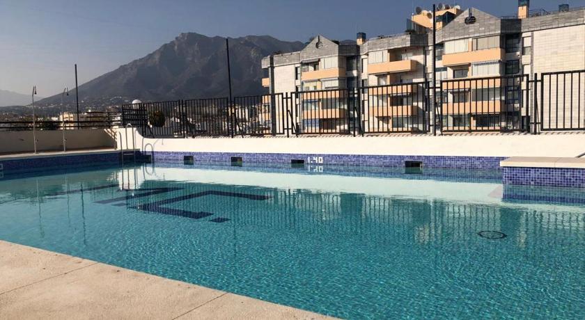 Bonito apartamento en Marbella primera linea playa photo