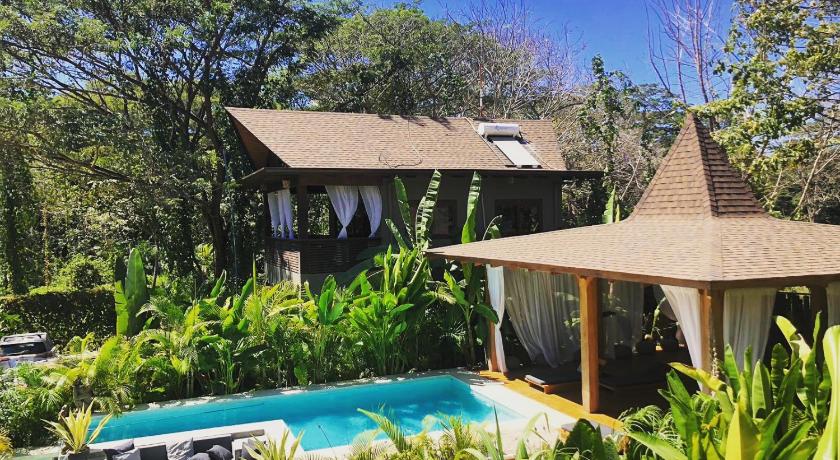 Lua Villas — Hotel in Santa Teresa