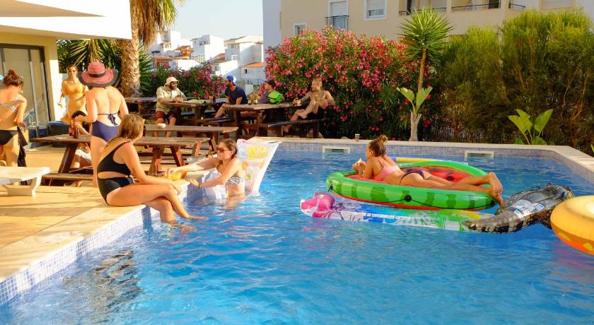 Algarve Surf Hostel - Lagos photo