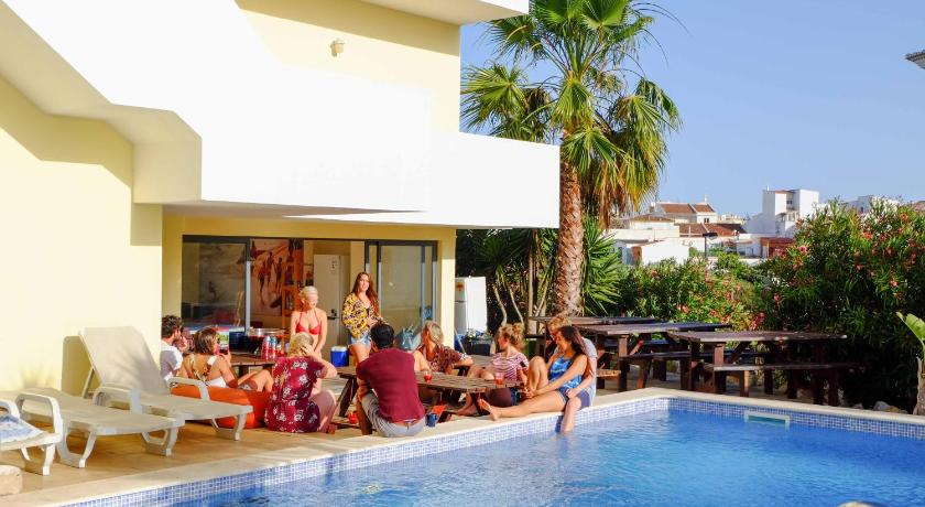 Algarve Surf Hostel - Lagos — Hotel in Lagos