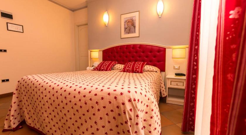 Klasična soba z zakonsko ali enojnima posteljama Hotel Le Mura