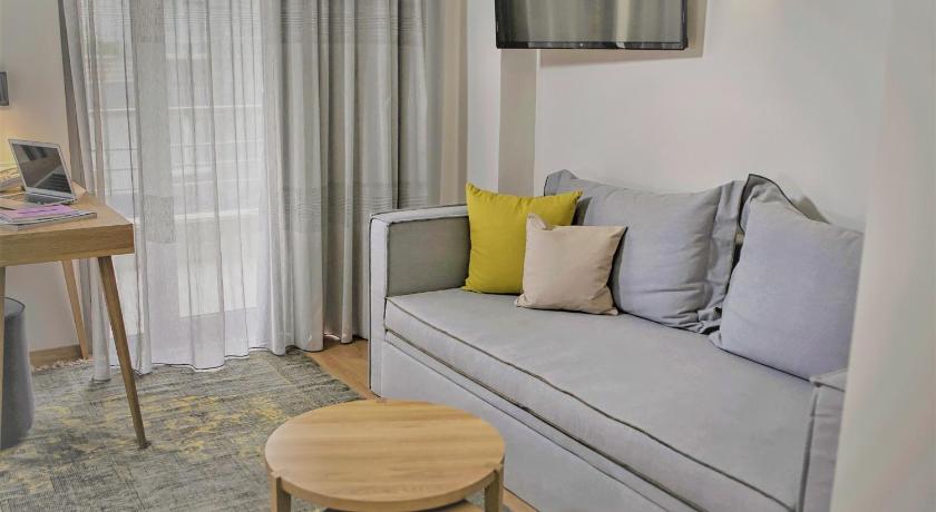Mirivili Rooms & Suites photo